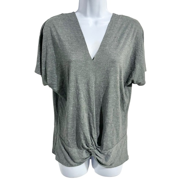 Juicy Couture Solid Gray Short Sleeve V-Neck Twist Hem T-Shirt Size XS - Picture 2 of 6